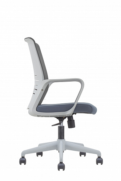 Кресло офисное  IQ  (белый пластик / серая ткань	)		