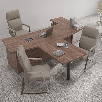 Кабинет руководителя First (Фёст)